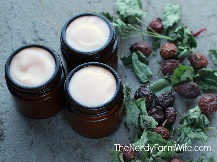 Rosehip and Ginseng Face Cream Recipe 3 Jars