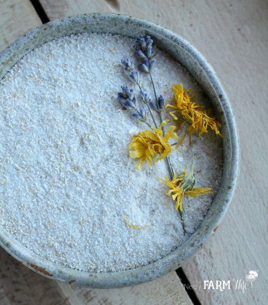 Calendula Oatmeal Bath Soak